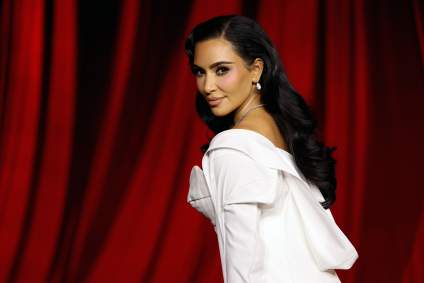Kim Kardashian Rocking New Haircut: Chopped [PHOTOS]