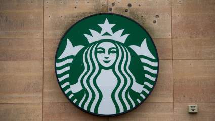 ¿Es Starbucks Abierto o Cerrado en el Día del Trabajo 2021?