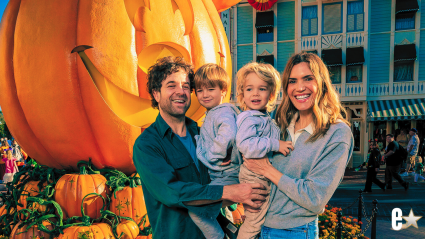 Mandy Moore celebra a su familia en adorables fotos de Acción de Gracias después de un año de pérdidas devastadoras