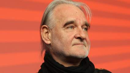 Un querido cineasta fallece a los 70 años, dejando un legado increíble.
