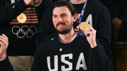 El presidente Trump otorgará la Medalla de la Libertad a Connor Hellebuyck del equipo estadounidense