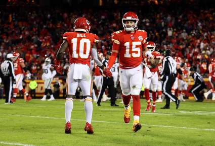 Las últimas clasificaciones de ESPN demuestran que los Chiefs pueden cubrir las necesidades clave del roster antes del Draft.