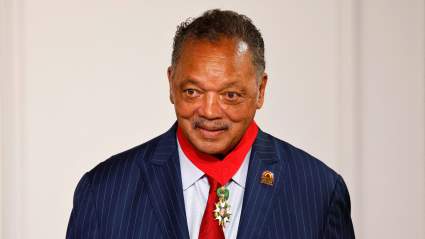 El ícono de los derechos civiles Jesse Jackson fallece a los 84 años y los homenajes llegan en masa