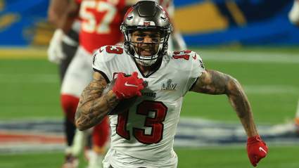 Predicción de agencia libre empareja al receptor de los Bucs, Mike Evans, con un quarterback de élite