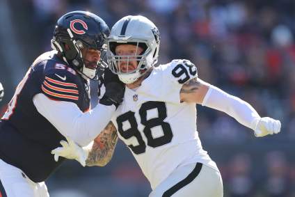El gerente general de los Raiders mantiene la puerta abierta para el intercambio entre Bears y Crosby con un mensaje de 3 palabras