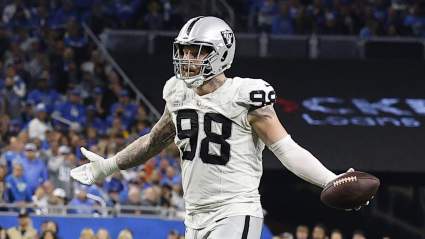 Los Raiders intercambian a Maxx Crosby con la NFC a cambio de selecciones y un joven cornerback