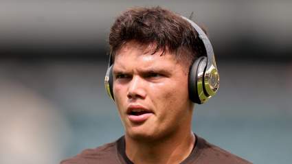 Los Browns intercambian a Dillon Gabriel, selección número 24, por un quarterback de $36 millones