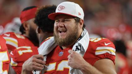 El C de los Chiefs, Creed Humphrey, recibe otro reconocimiento por su increíble temporada 2025