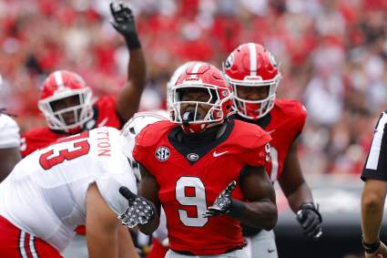 Dos jugadores de fútbol de Georgia arrestados por conducción imprudente emiten declaraciones de "arrepentimiento"