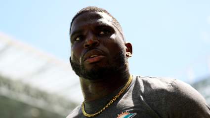 Tyreek Hill envía un mensaje contundente tras la liberación de los Dolphins