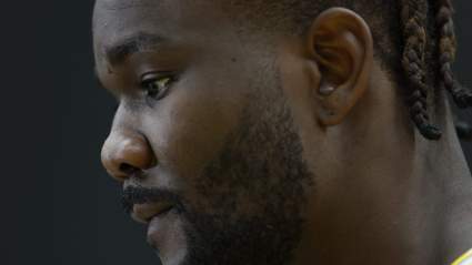 Deandre Ayton, de los Lakers, detenido brevemente en Bahamas, según informe