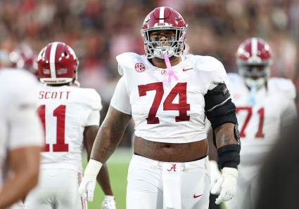 Se proyecta que los 49ers seleccionarán al sustituto de Trent Williams en el último simulacro de draft de ESPN