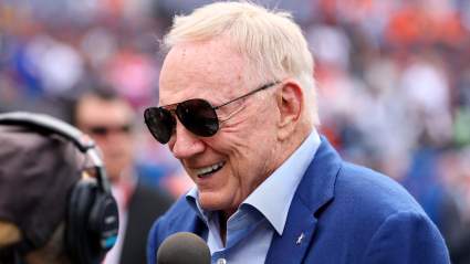 Jerry Jones de los Cowboys promete un cambio importante en la agencia libre