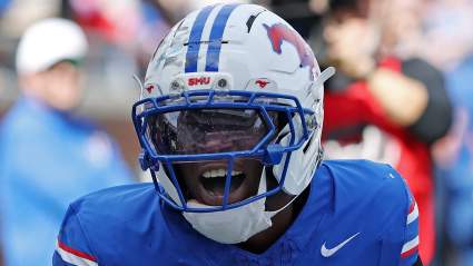 Los Texans avanzan hacia un jugador local en ascenso antes de la temporada baja