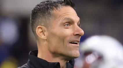 Los Texans firman a un versátil ex jugador seleccionado del draft de los 49ers en una actualización de la plantilla