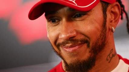 Lewis Hamilton comparte palabras inspiradoras en LinkedIn