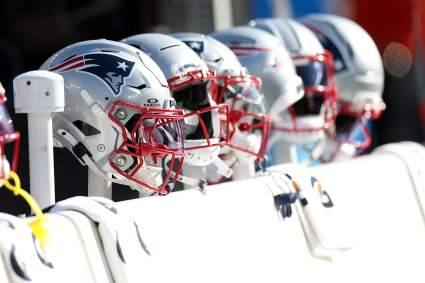 Los Patriots se despiden de un corredor veterano mientras comienza una reestructuración en su plantilla