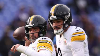 Informe: Se le otorga permiso al quarterback propuesto de los Steelers para buscar un intercambio