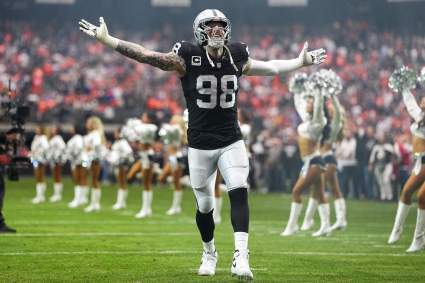 Los Bears adquieren a Maxx Crosby de los Raiders en un intercambio espectacular de ESPN