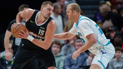 Los Spurs fichan a un pívot veterano de 13 años para añadir profundidad tras el receso del Juego de las Estrellas