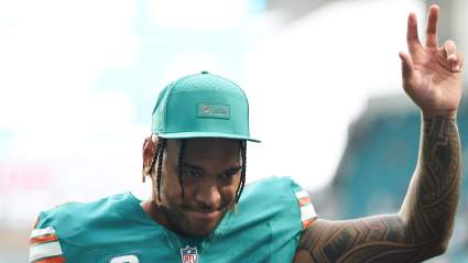 El gerente general de los Dolphins aborda los rumores de intercambio de Tua Tagovailoa