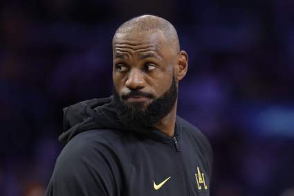 Se rumorea que los Lakers obtendrán un protector de aro de $100 millones en el intercambio de LeBron James, según un informe.