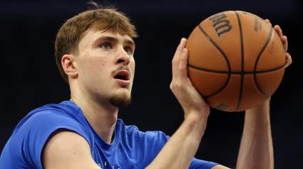 Los Mavericks reciben noticias sobre la lesión de Cooper Flagg antes del partido contra los Nets