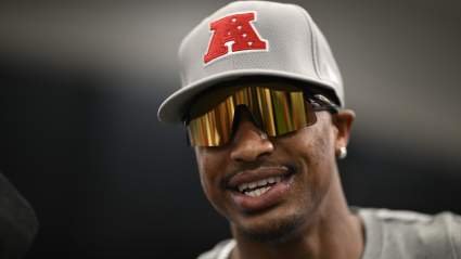 Pro Bowler rompe el silencio tras desatar especulaciones sobre un traspaso a los Broncos