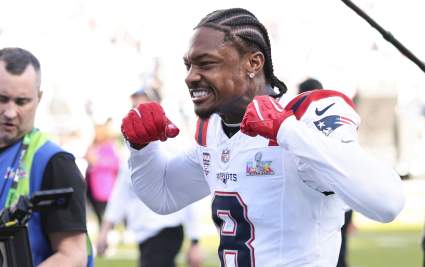 El ejecutivo de los Patriots esquiva preguntas sobre el futuro de Stefon Diggs con el equipo.