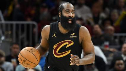 Un experto de los Cavaliers comparte una importante actualización sobre la lesión de James Harden antes del partido contra los Pistons.