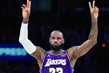 Excompañero de LeBron James da una dura noticia a los Lakers: "¡Buena suerte!"