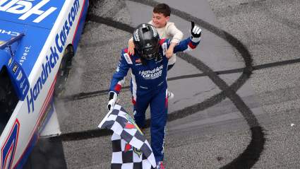 Kyle Busch gana la carrera de la Truck Series en EchoPark Speedway