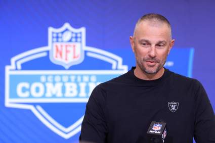 El gerente general de los Raiders, John Spytek, y su esposa Kristen convierten una tragedia en una lucha que salva vidas.