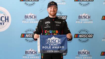 Tyler Reddick continúa su racha ganadora en NASCAR con la pole position en COTA