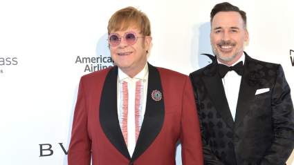 Los hijos adolescentes de Elton John están creciendo mucho