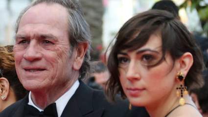 Se revela la causa del fallecimiento de Victoria, la hija de Tommy Lee Jones