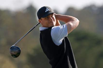 Ludvig Aberg aprovecha la nueva regla del PGA Tour en Pebble Beach