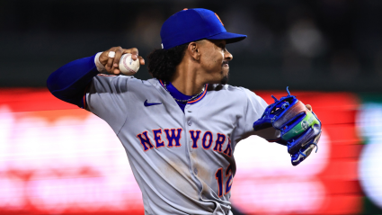 La estrella de los Mets, Francisco Lindor, presenta sus nuevos botines exclusivos