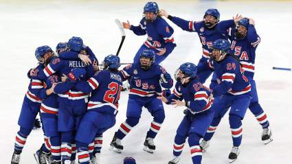 Ícono del rap lanza recaudación de fondos para darle al equipo femenino de hockey de EE. UU. la celebración que merece
