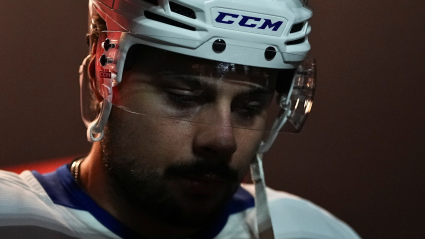 El capitán de los Maple Leafs está bajo fuego mientras se desvanecen las esperanzas de playoffs