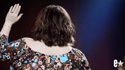 Estrella nominada al Emmy presume su increíble transformación tras perder 45 kilos en nuevas fotos
