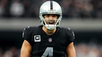 Un informante comparte una importante actualización sobre Derek Carr en medio de especulaciones sobre los Vikings.