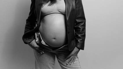 La estrella de 'Bold & the Beautiful' está embarazada de su primer bebé