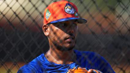 Francisco Lindor de los Mets no se guarda nada con Freddy Peralta