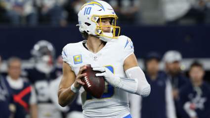 Fernando Mendoza consigue un gran acuerdo con Justin Herbert en medio de un vínculo con los Raiders