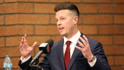 El dilema del mariscal de campo de los Cardinals con 5 posibles soluciones a largo plazo