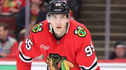 Rumores sobre los Blackhawks: ¿Qué sigue para Ilya Mikheyev?