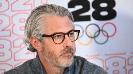 El jefe de LA28, Casey Wasserman, bajo presión mientras el alcalde pide su renuncia