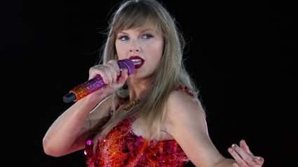 Bad Bunny impide que Taylor Swift llegue al número uno del Hot 100 mientras Kelce se acerca a su retiro