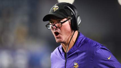 Exentrenador de los Vikings busca regresar a la NFL con los Broncos: Insider